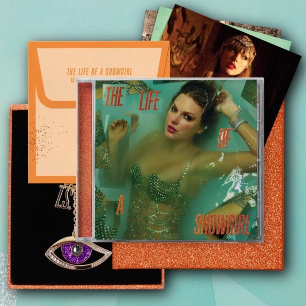 Taylor Swift: ‘The Life of a Showgirl' Deluxe CD Set, Sweat & Vanilla Perfume